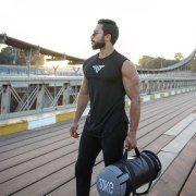 Заказать Bodybuilding Футболка Без Рукавов MF (Черный)